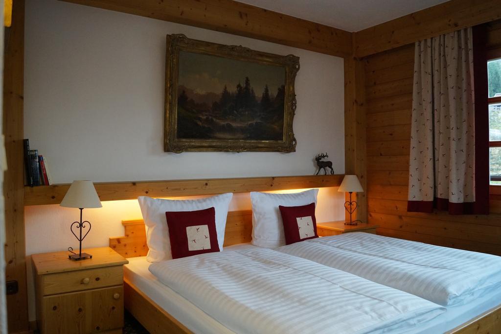 Landhaus Alpina Hostal Mittersill Habitación foto