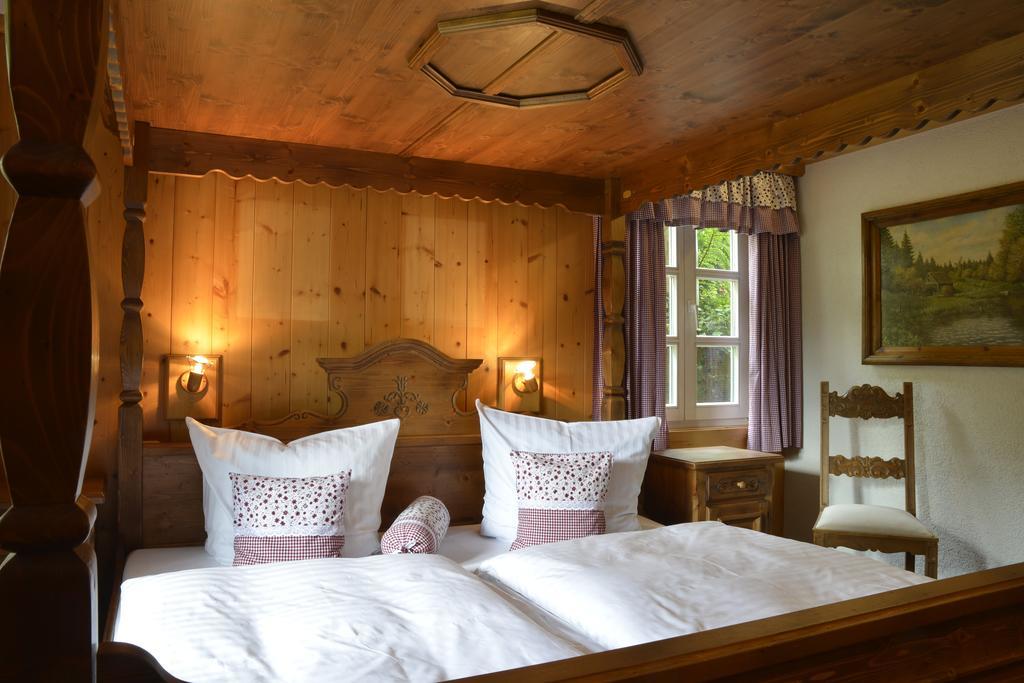 Landhaus Alpina Hostal Mittersill Habitación foto