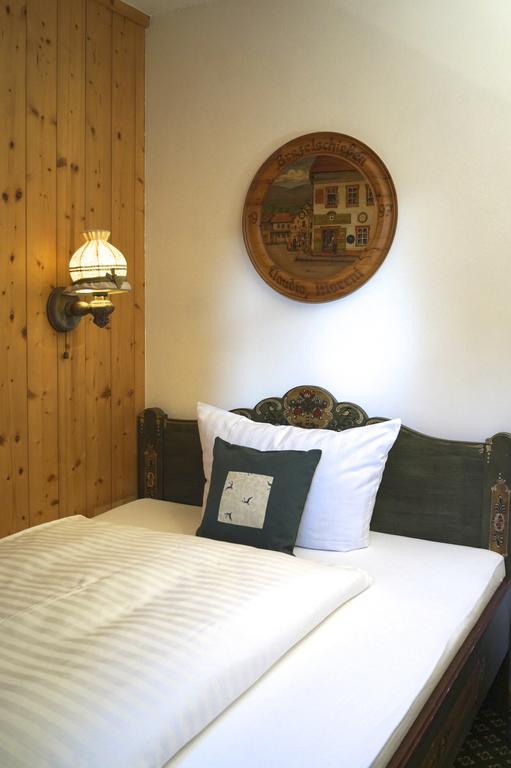 Landhaus Alpina Hostal Mittersill Habitación foto